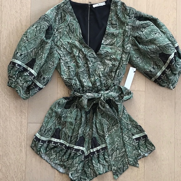 Alice + Olivia Pants - Alice + Olivia Tanisha Romper